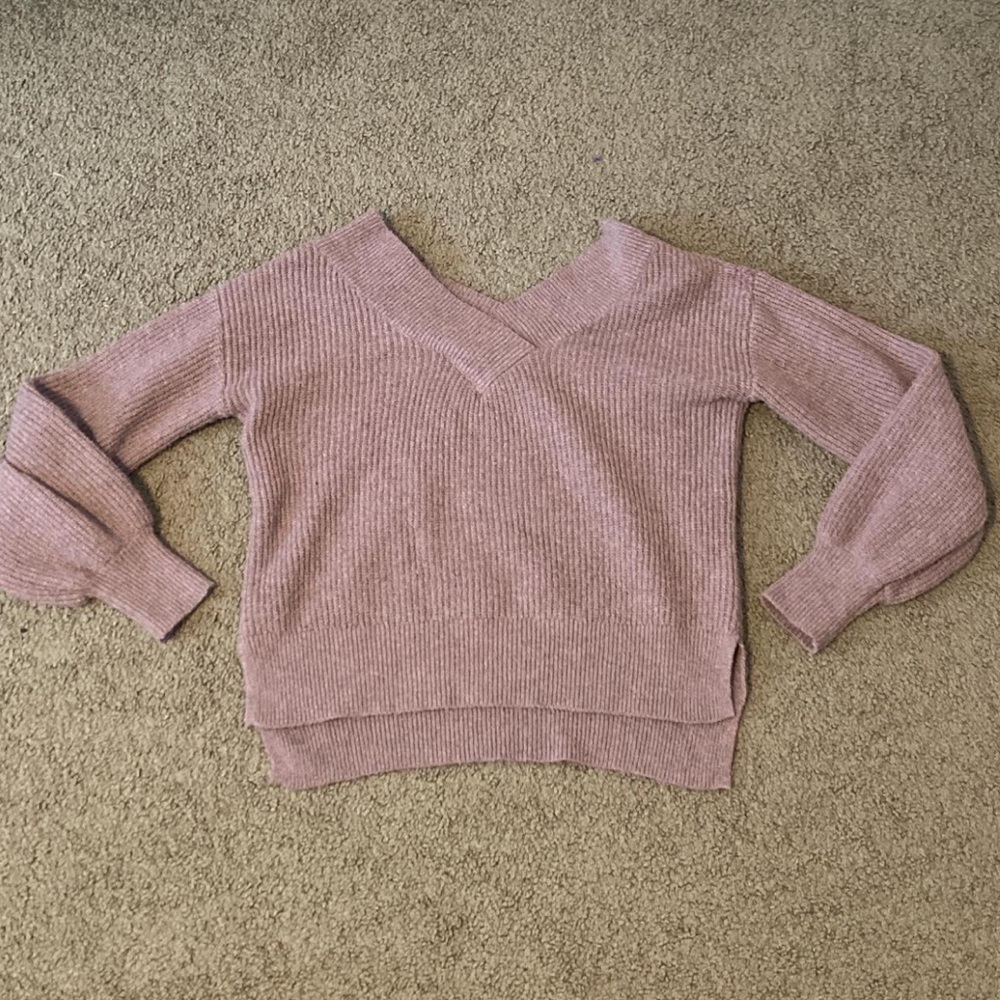 v neck sweater
